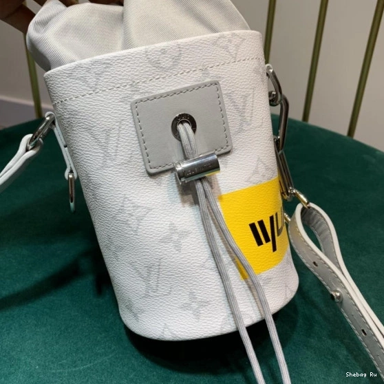 NANO BAG LOUIS VUITTON CHALK 0819